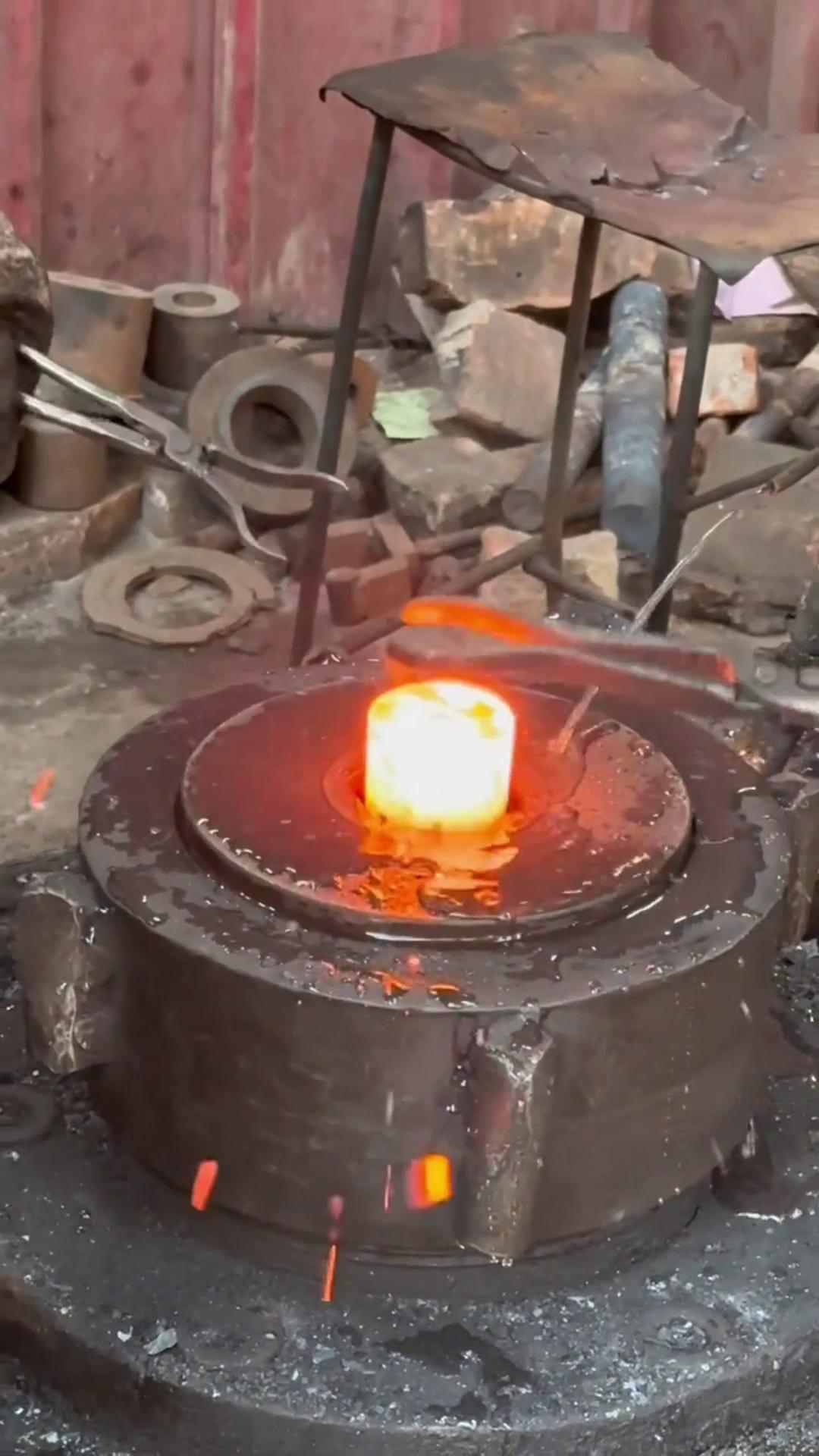 中频大香蕉手机在线视频加热设备 棒料加热红冲锻打