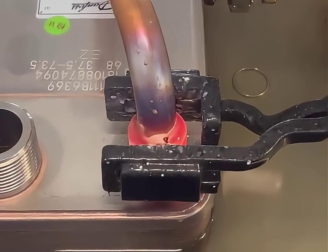 手持式高频焊机，它在散热器铜铝焊接领域表现出色