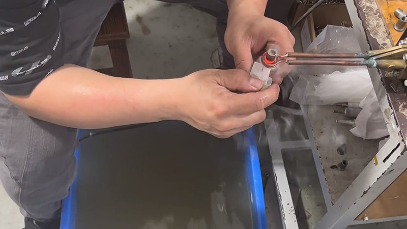 超高频自动化久久大香蕉久久以其节能、环保和广泛适用性等特点