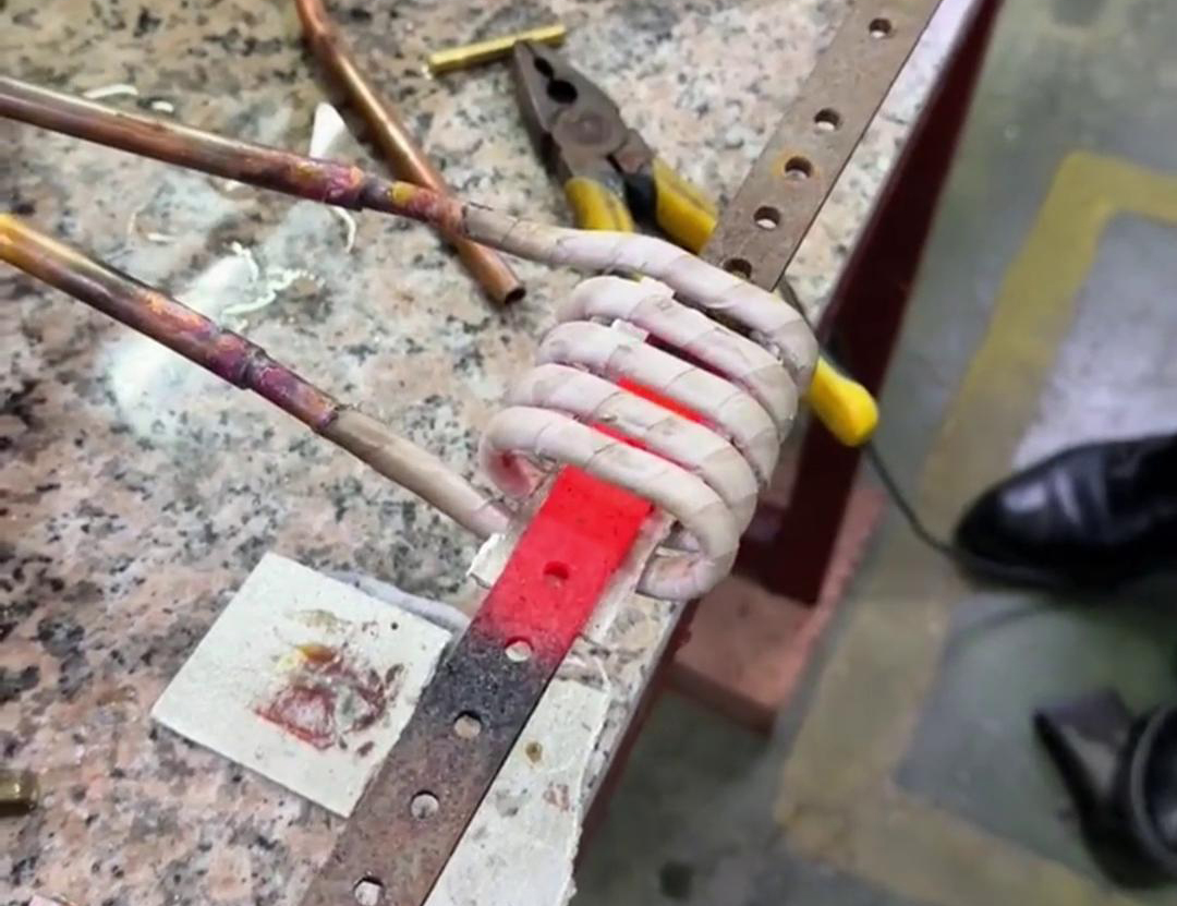 超高频加热机对不锈钢条进行退火，一秒加热到800度，可行吗？