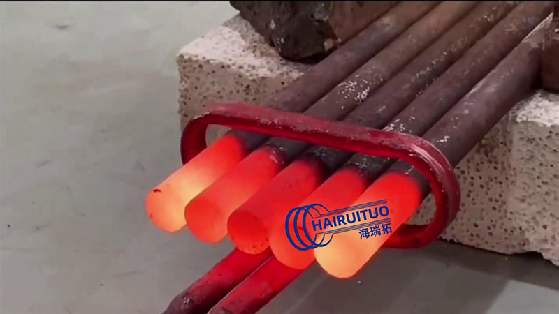 大香蕉手机在线视频加热设备在同时加热多根棒料方面表现出色(图3) 大香蕉手机在线视频加热设备在同时加热多根棒料方面表现出色(图3)