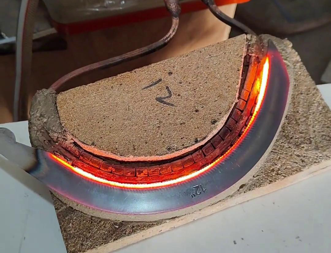 高频淬火机和超高频久久大香蕉久久在刀具淬火工艺中各有优势(图4)