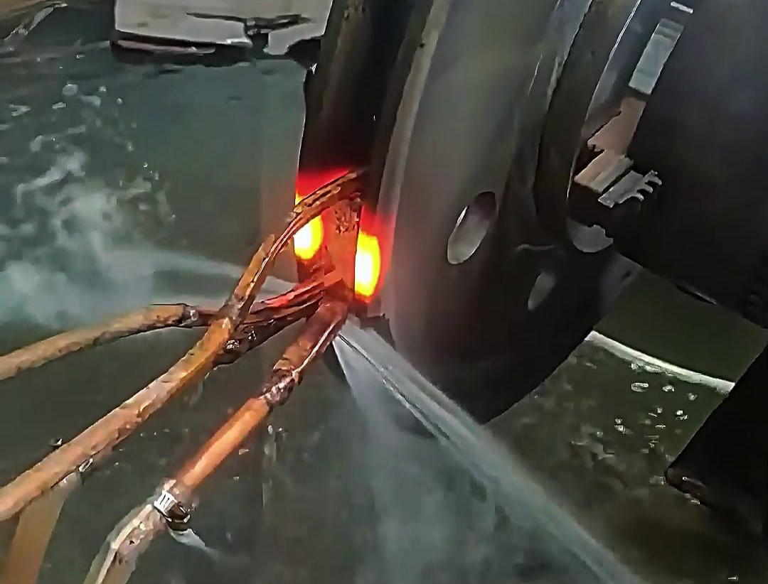 卷扬机卷筒绳槽、提升绞车绳轮槽等部件经过高频淬火处理后使用