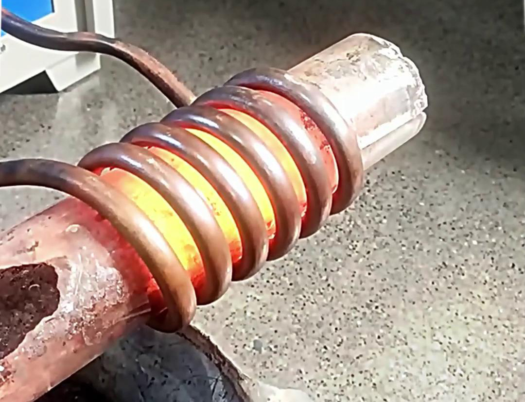 超音频棒料加热炉广泛用于金属锻造、挤压、轧制等工艺前加热环节