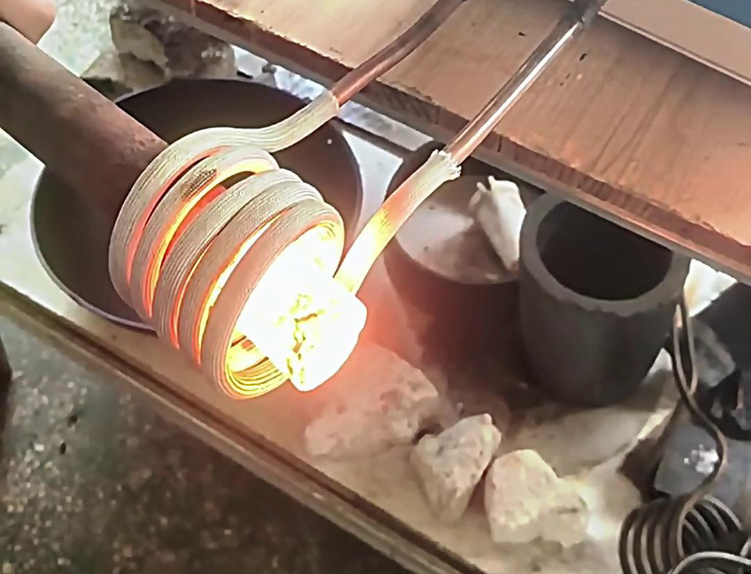 高频机棒料加热用于金属加工、如热锻、热处理退火、正火、淬火等