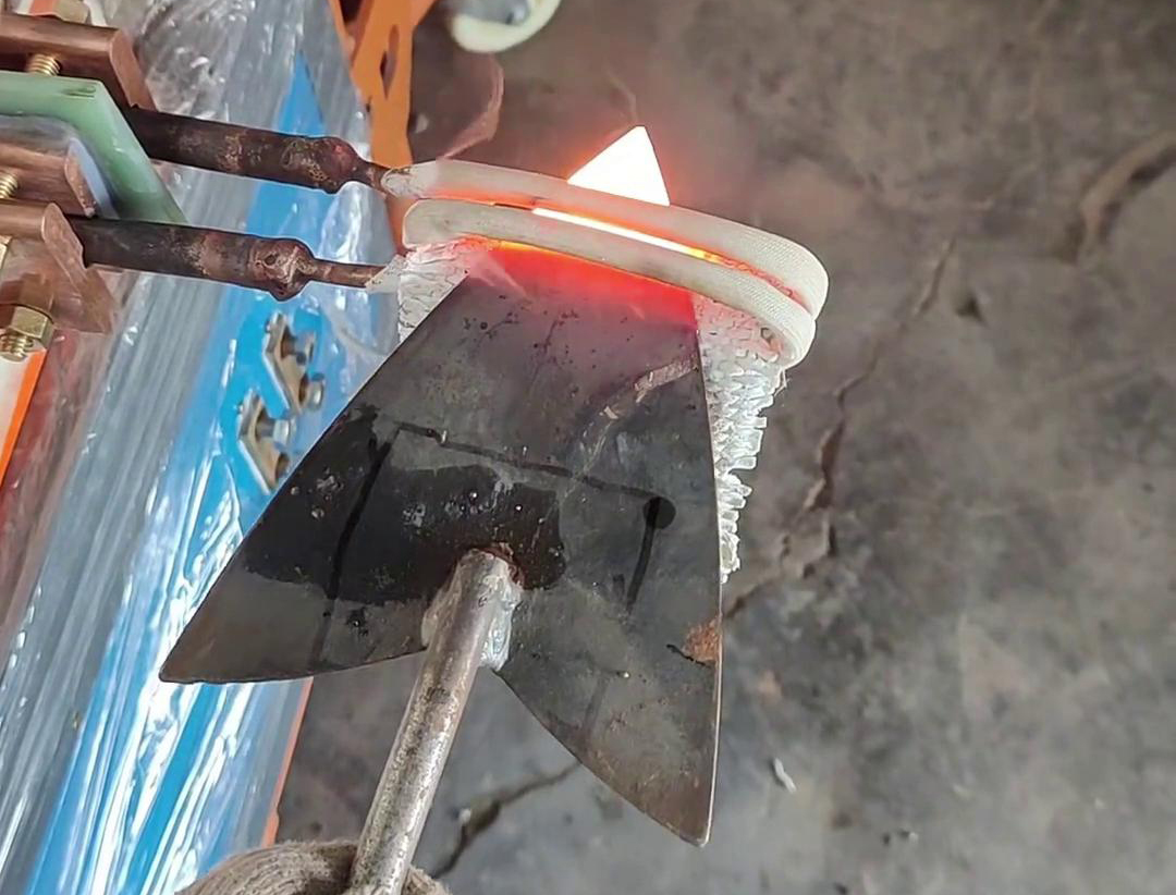 25KW 高频加热机:小体积 大能量的多功能热处理设备(图4) 25KW 高频加热机:小体积 大能量的多功能热处理设备(图4)