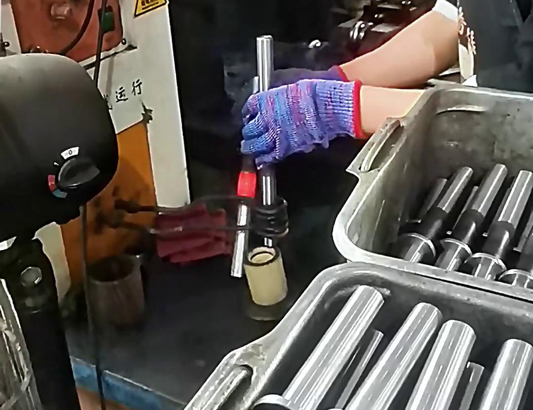 220V 高频加热机:高效助力实心棒料加工(图2) 220V 高频加热机:高效助力实心棒料加工(图2)