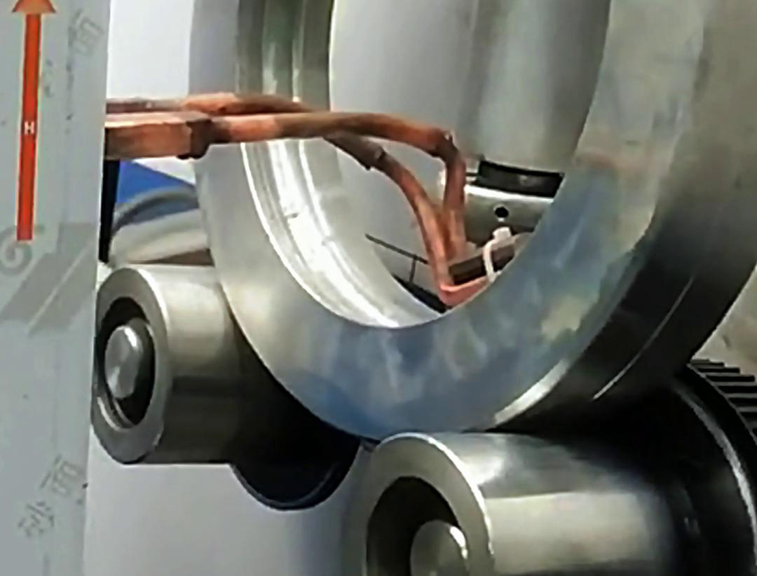 直径 320mm 模具淬火热处理：超音频与中频设备的适配逻辑(图5)