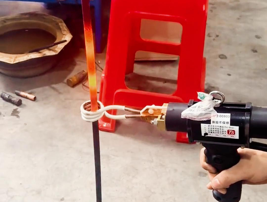 手持式高频加热机：五金配件生产热处理的便捷助力