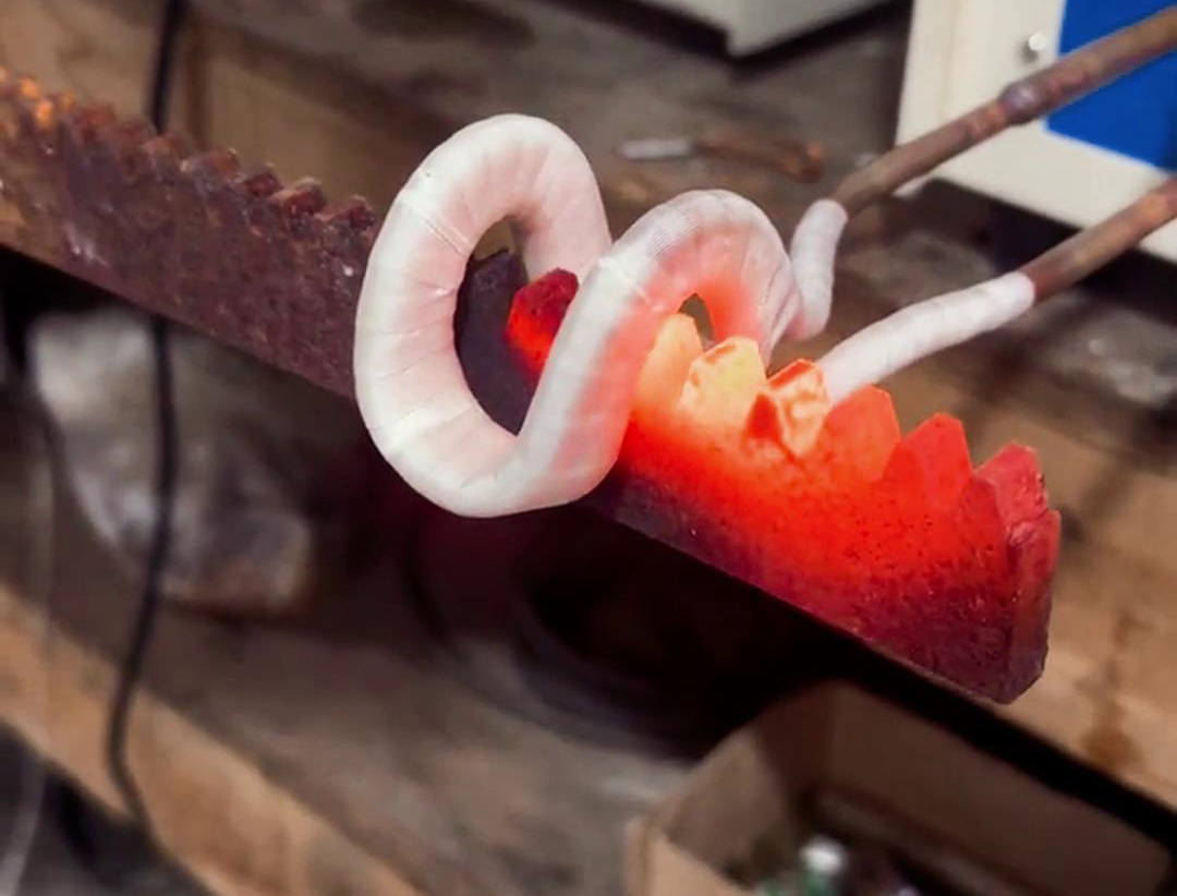 海瑞拓高频加热机：齿条生产的革新动力