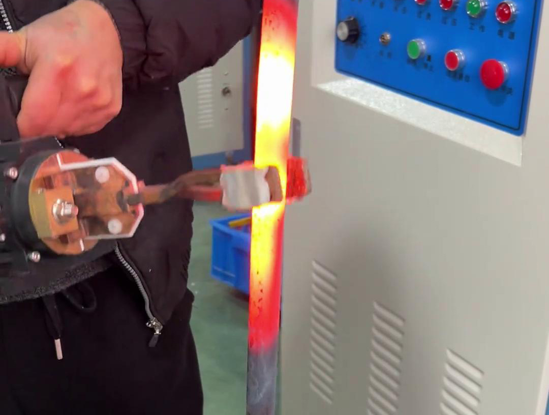 海瑞拓手持式高频加热机：金属加工与维修的全能伙伴