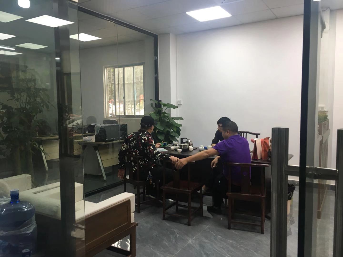 山东客户来厂查看100kw高频久久大香蕉久久(图2)